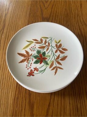 4 MCM Universal Ballerina White Salad Plate with Autumn Floral Motif